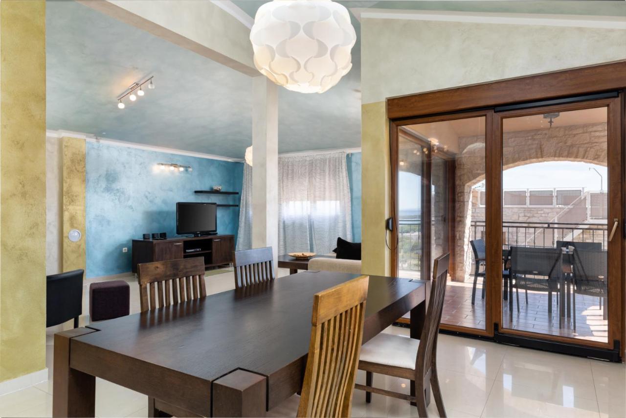 Apartmán Marlera - Penthouse Ližnjan Exteriér fotografie
